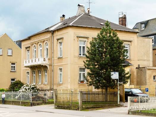 Haus zum Kauf provisionsfrei als Kapitalanlage geeignet 150.000 € 11 Zimmer 330 m² 921 m² Grundstück Mittweidaer Straße 6 Burgstädt 09217