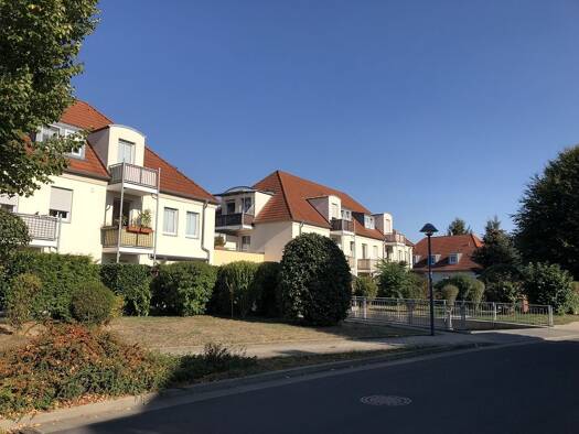Wohnung zur Miete 280 € 1 Zimmer 33,9 m² frei ab sofort Briesnitzer Höhe 41 Briesnitz Dresden 01157