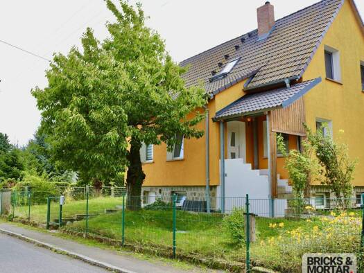 Praxis zur Miete 12,22 € 4 Zimmer 135 m² Bürofläche Pennrich Dresden 01156