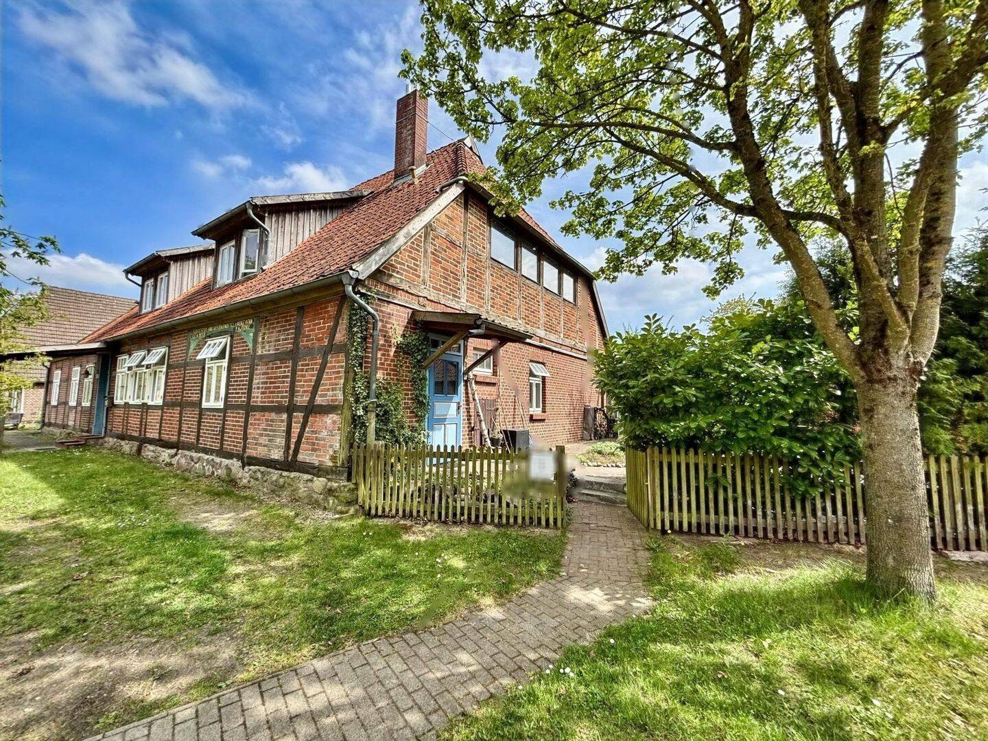 Immobilie in Uelzen - Preisreduzierung - Historisches Fachwerkhaus mit 2 Wohneinheiten und viel Platz in Holdenstedt - Bild 4