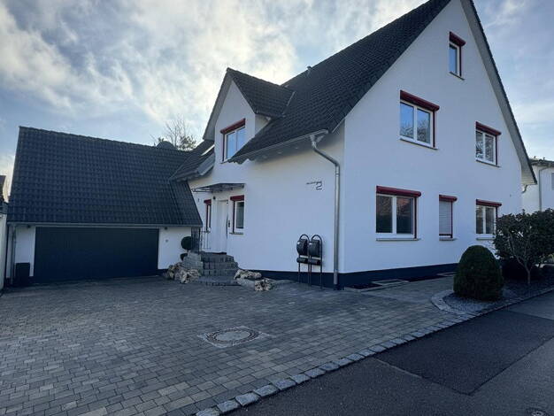 Mehrfamilienhaus zum Kauf provisionsfrei 760.000 € 9 Zimmer 275 m² 644 m² Grundstück Schretzheim Dillingen 89407