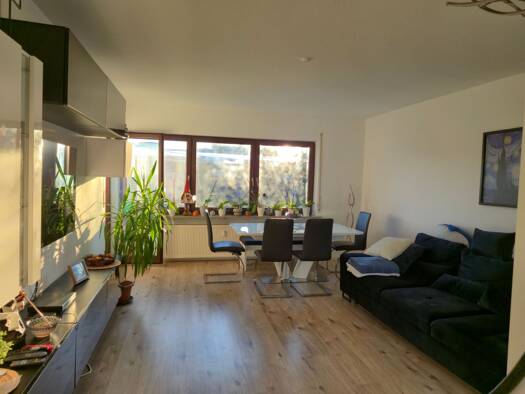 Wohnung zur Miete 850 € 3 Zimmer 75 m² Geschoss 1/3 frei ab 01.01.2026 Unterfarrnbach Fürth 90766