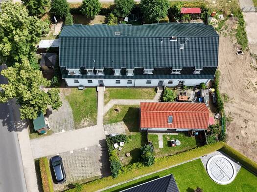 Mehrfamilienhaus zum Kauf 1.160.000 € 18 Zimmer 466 m² 1.147 m² Grundstück frei ab sofort Neu Lindenberg Ahrensfelde 16356