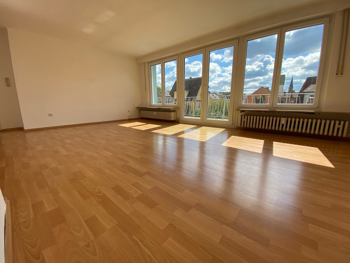 Wohnung zur Miete 890 € 3 Zimmer 92 m²<br/>Wohnfläche 2.<br/>Geschoss Forchheim Forchheim 91301