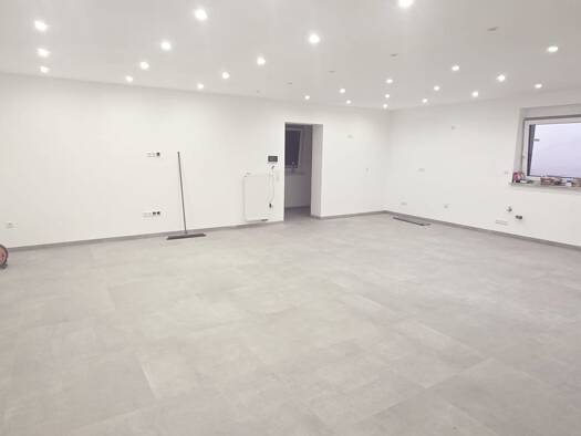 Wohnung zur Miete 650 € 2 Zimmer 80 m² Geschoss 1/2 frei ab sofort Riegelsberg 66292