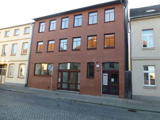 Wohnung zur Miete 500 € 2 Zimmer 52,6 m² Hagenow 19230