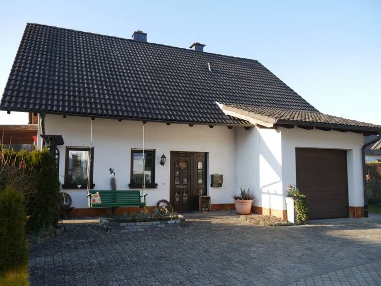 Einfamilienhaus zum Kauf 380.000 € 4 Zimmer 126 m² 604 m² Grundstück Schönholthausen Finnentrop-Schönholthausen 57413