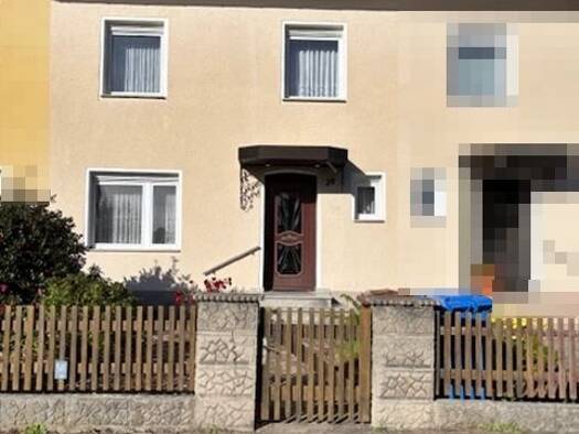 Reihenmittelhaus zum Kauf 142.000 € 3 Zimmer 85 m² 357 m² Grundstück Thomas-Müntzer-Straße (Braun.) 29 Braunsbedra 06242