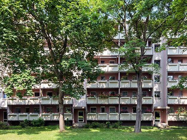 Wohnung zur Miete 622 € 4 Zimmer 77,5 m² 5. Geschoss frei ab 29.08.2026 Elsterwerdaer Straße 6 Prohlis-Süd Ortsamtsbereich Prohlis 01239