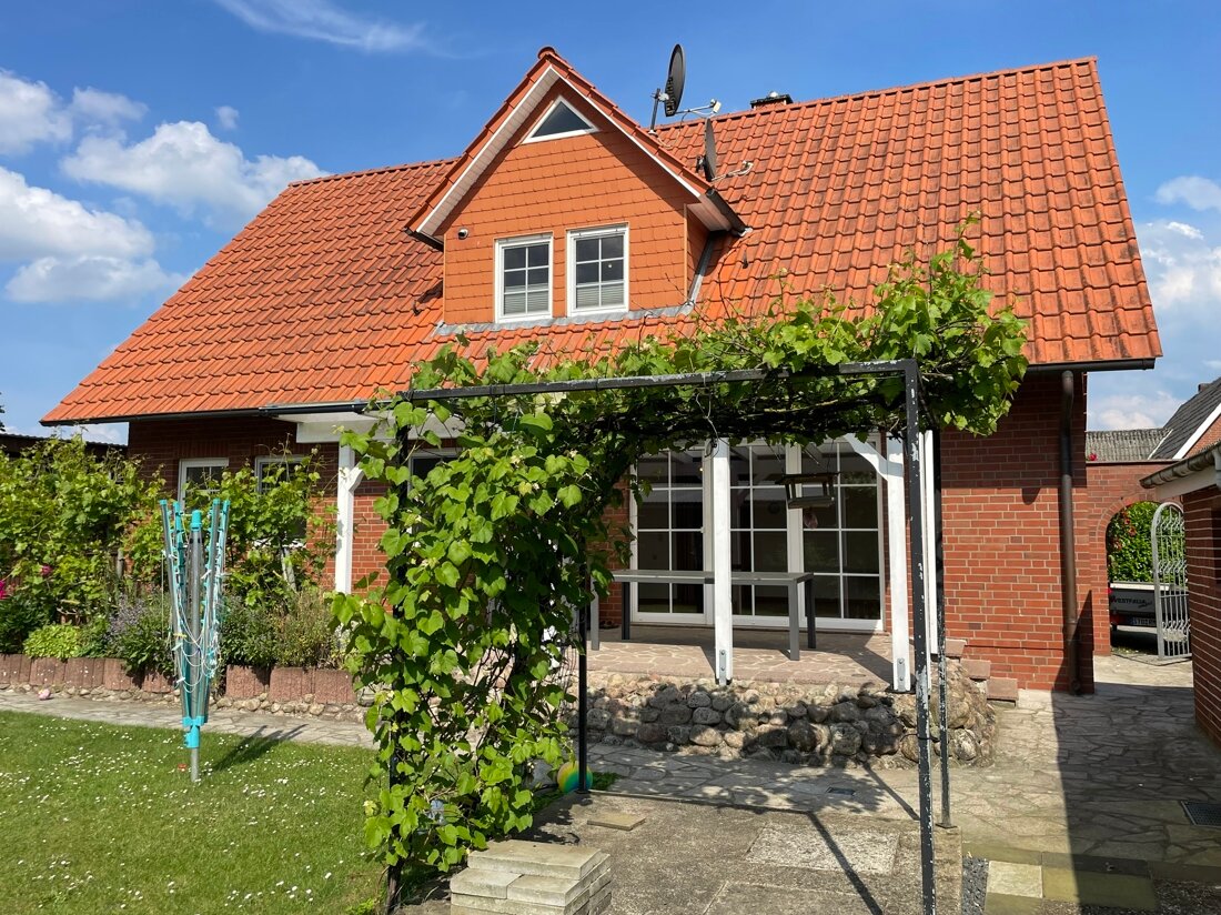 Mehrfamilienhaus zum Kauf 675.000 € 9 Zimmer 365,4 m²<br/>Wohnfläche 907 m²<br/>Grundstück Bargstedt Bargstedt 21698