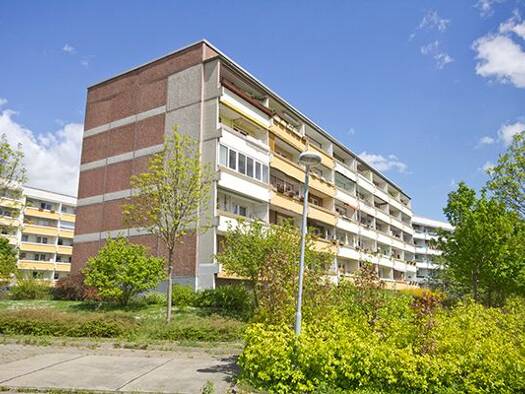 Wohnung zur Miete 274 € 2 Zimmer 54,8 m² 5. Geschoss Eichelweg 3 Heide Nord West 06120