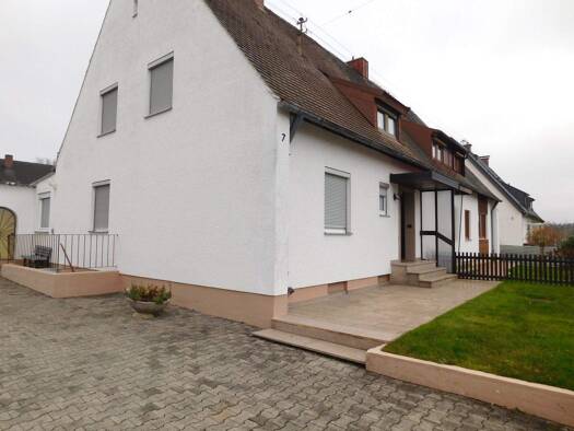 Doppelhaushälfte zum Kauf 429.900 € 5 Zimmer 116 m² 505 m² Grundstück frei ab sofort Wiesenstraße 7 Straßberg Bobingen 86399