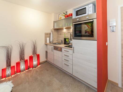 Wohnung zur Miete 990 € 1,5 Zimmer 44 m² Geschoss 3/7 frei ab sofort Schlüterstraße 6 Mögeldorf Nürnberg 90480