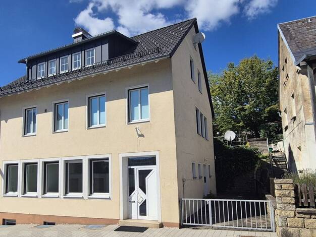 Haus zum Kauf 165.000 € 12 Zimmer 132 m² 266 m² Grundstück Stammbach 95236