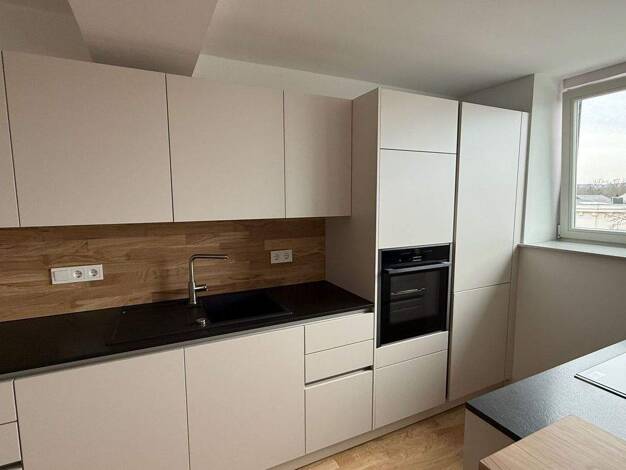 Wohnung zur Miete 1.020 € 3 Zimmer 114,9 m² Innenstadt Zwickau 08056