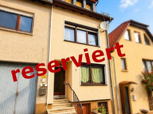 Reihenmittelhaus zum Kauf 99.000 € 3 Zimmer 85 m² 47 m² Grundstück Bischofsheim Bischofsheim a.d.Rhön 97653