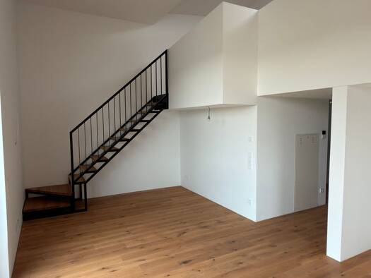 Wohnung zur Miete 1.480 € 3,5 Zimmer 95,1 m² 2. Geschoss frei ab sofort Achdorf Landshut 84036