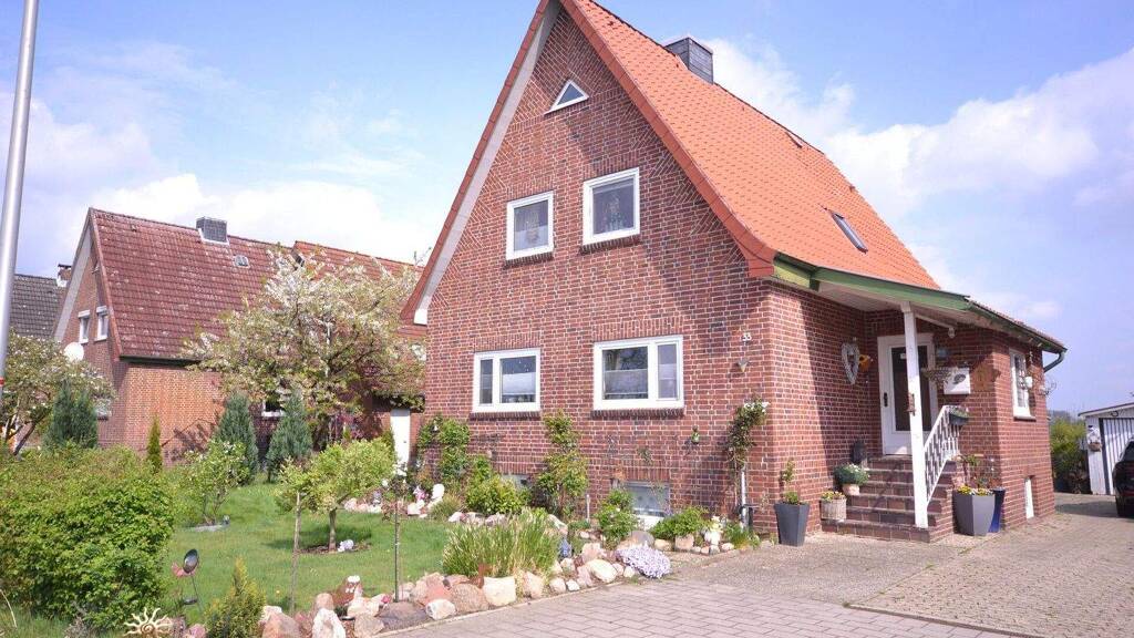 Einfamilienhaus zum Kauf 349.000 € 5 Zimmer 114,8 m² 1.112 m² Grundstück frei ab 01.04.2026 Königreich Jork 21635