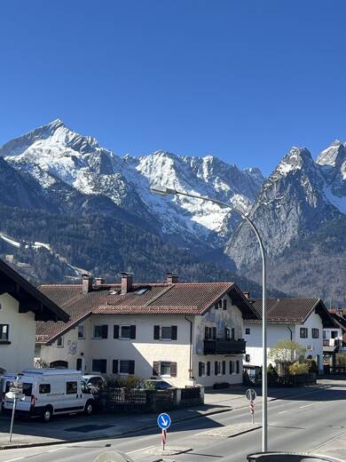 Wohnung zur Miete 1.200 € 3 Zimmer 90 m² Garmisch Garmisch-Partenkirchen 82467
