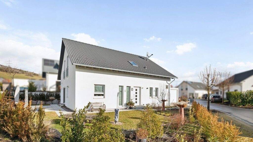 Einfamilienhaus zum Kauf 495.000 € 5 Zimmer 175 m² 495 m² Grundstück Birndorf Albbruck / Birndorf 79774