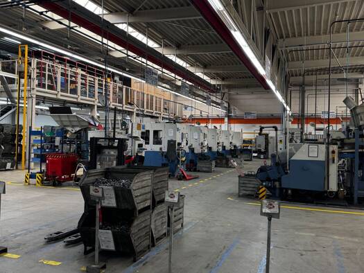 Lagerhalle zur Miete provisionsfrei 3,50 € 7.100 m² Lagerfläche teilbar ab 1.530 m² An der Bahn 161-163 Katzenstein Osterode 37520