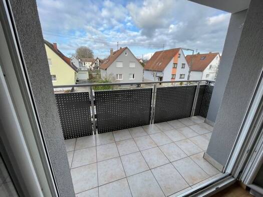 Wohnung zur Miete 1.330 € 3,5 Zimmer 90 m² 1. Geschoss frei ab 01.01.2026 Blindstr. 12 Knielingen Karlsruhe 76187