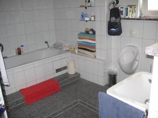 Haus zum Kauf 199.000 € 4 Zimmer 140 m² 600 m² Grundstück Uettingen 97292