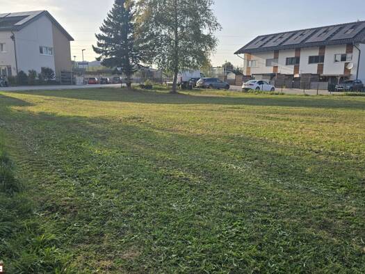 Grundstück zum Kauf 376.500 € 750 m² Grundstück Straßwalchen 5204