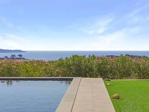 Einfamilienhaus zum Kauf 1.690.000 € 220 m² 1.600 m² Grundstück Sud Cavalaire-sur-Mer 83240
