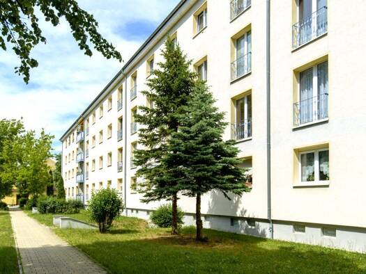 Wohnung zur Miete 341 € 2 Zimmer 54,1 m² 1. Geschoss frei ab 01.09.2026 Otto-Damerau-Straße 18 Hoyerswerda Hoyerswerda 02977