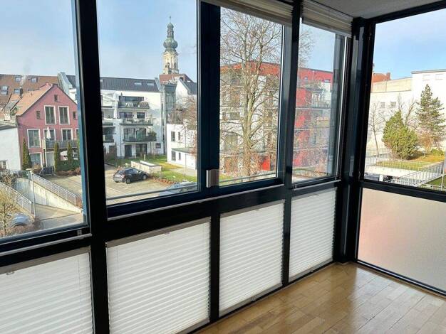 Wohnung zum Kauf 245.000 € 3 Zimmer 91 m² Deggendorf 94469