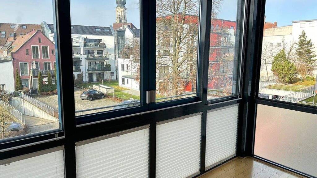 Wohnung zum Kauf 245.000 € 3 Zimmer 91 m² Deggendorf 94469