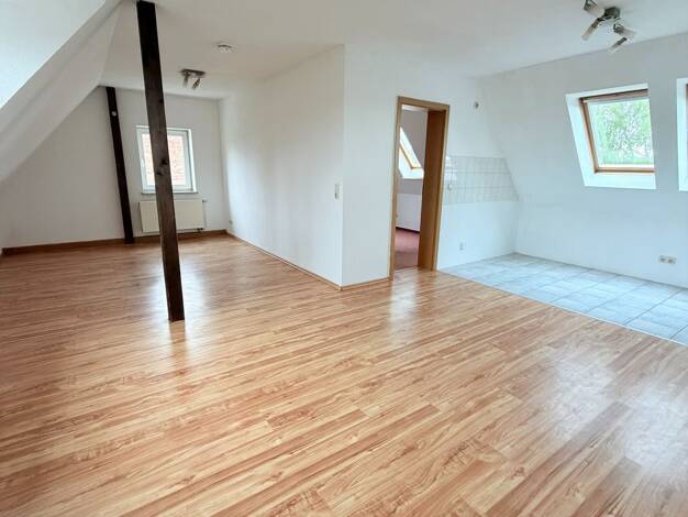 Wohnung zur Miete 365 € 2 Zimmer 56 m² 2. Geschoss Bahnhofstraße (Görzig) 5 Görzig Südliches Anhalt 06369