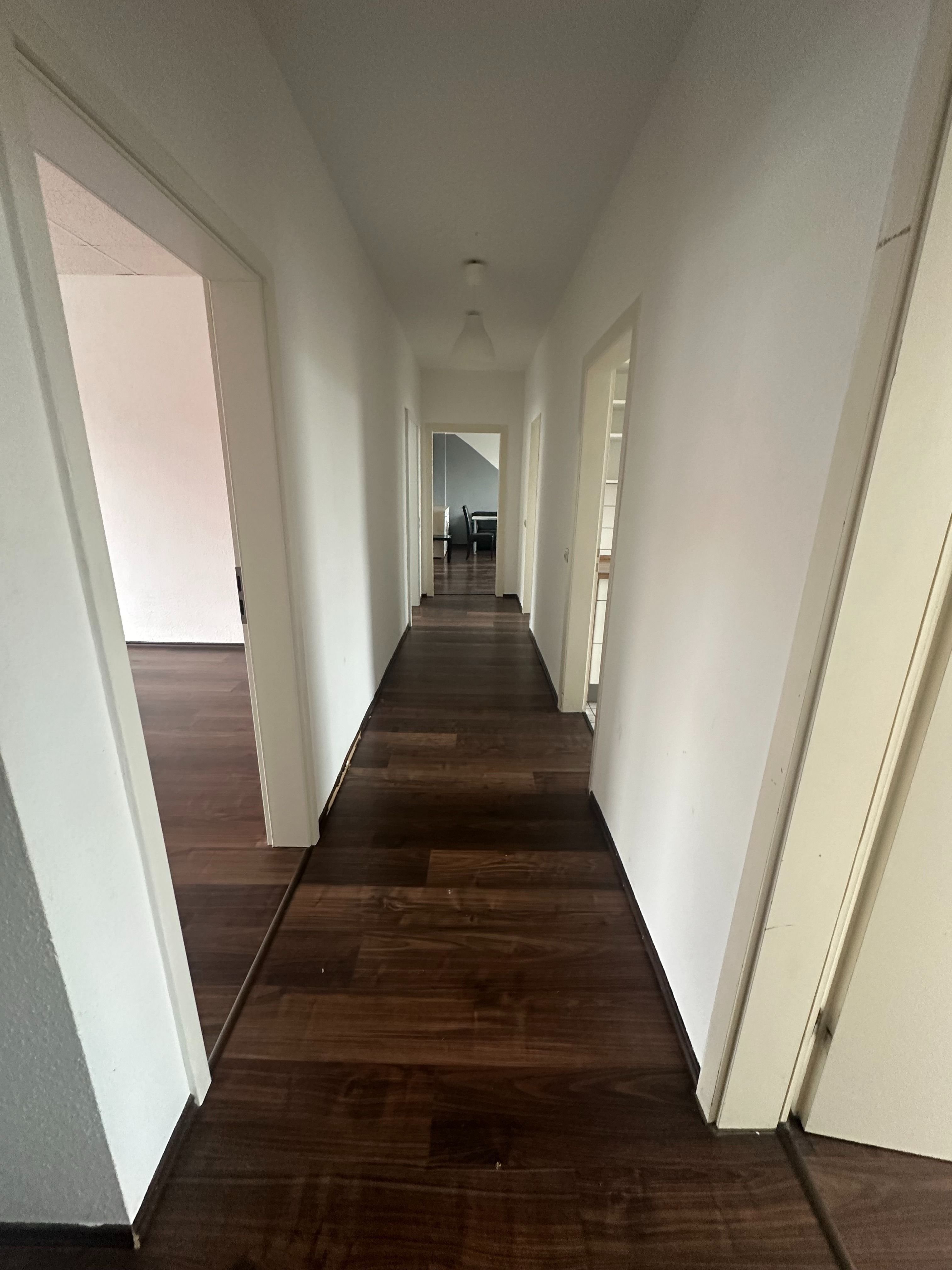 Apartment zur Miete 1.698 € 4 Zimmer 142 m²<br/>Wohnfläche 4.<br/>Geschoss Herforder Straße 5-7 Güterbahnhof - Ost Bielefeld 33602