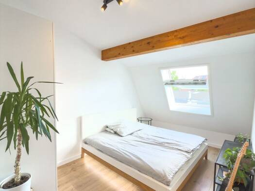 Maisonette zur Miete 1.450 € 3 Zimmer 70 m² Geschoss 5/5 frei ab 01.09.2025 Mitte Stuttgart 70372
