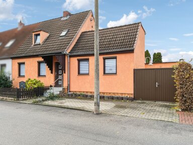 Doppelhaushälfte zum Kauf 149.000 € 5 Zimmer 90 m² 605 m² Grundstück Köthen Köthen 06366