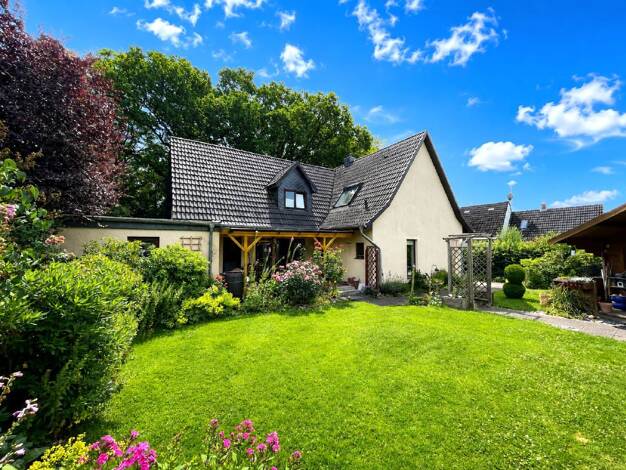 Einfamilienhaus zum Kauf 383.000 € 4 Zimmer 148 m² 626 m² Grundstück Schönebeck Nord 28757