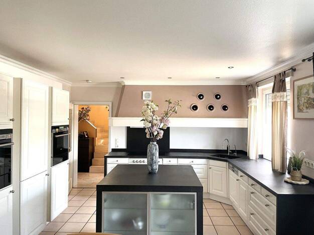 Doppelhaushälfte zum Kauf provisionsfrei 770.000 € 8 Zimmer 205 m² 390 m² Grundstück Erfttal Neuss 41469