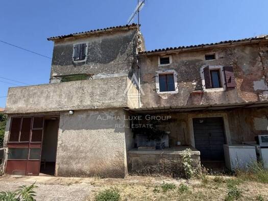 Haus zum Kauf 200.000 € 10 Zimmer 230 m² Kastelir, Kastelir-Labinci Kastelir-Labinci