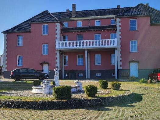 Wohnung zur Miete 1.550 € 4 Zimmer 163,4 m² 1. Geschoss frei ab 01.10.2026 Bienitzstraße 37 Dölzig Schkeuditz 04435