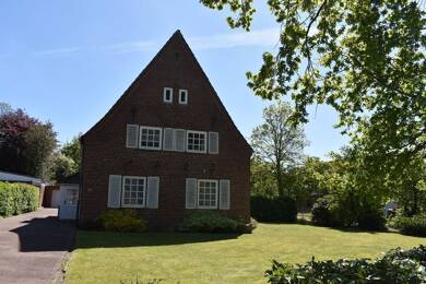 Haus zum Kauf 228.000 € 6 Zimmer 188 m² 1.684 m² Grundstück frei ab sofort Bredstedt 25821