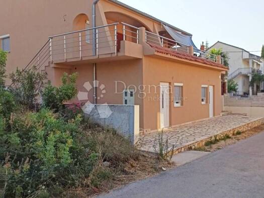 Haus zum Kauf 430.000 € 10 Zimmer 284 m² Gornji Karin, Obrovac Benkovac