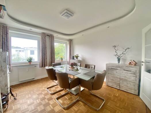 Wohnung zum Kauf 275.000 € 5 Zimmer 112 m² Bad Oldesloe 23843