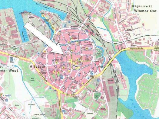 Studio zur Miete 300 € 1,5 Zimmer 25 m² Geschoss 1/3 frei ab 01.03.2026 Altstadt Wismar 23966