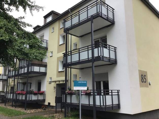 Wohnung zur Miete 499 € 2 Zimmer 62 m² Dachgeschoss frei ab 06.06.2025 Bismarckstr. 85 Hattingen - Mitte Hattingen 45525