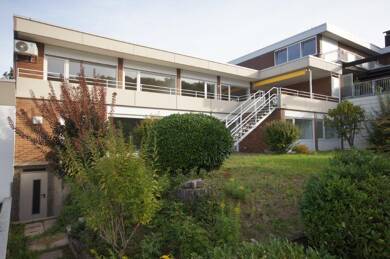 Einfamilienhaus zur Miete 2.900 € 6 Zimmer 246 m² 642 m² Grundstück frei ab sofort Südstadt Weinheim 69469