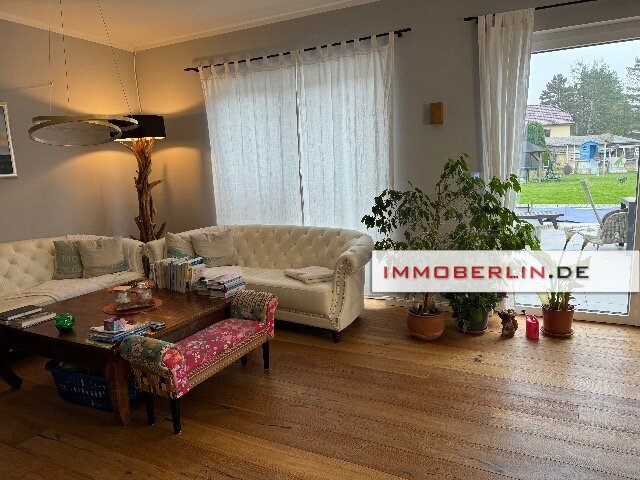 Haus zum Kauf 1.090.000 € 5 Zimmer 200 m²<br/>Wohnfläche 1.477 m²<br/>Grundstück ab sofort<br/>Verfügbarkeit Dolgenbrodt Heidesee 15754