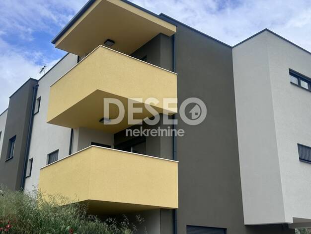 Wohnung zum Kauf 300.000 € 3 Zimmer 2. Geschoss Pula 52100