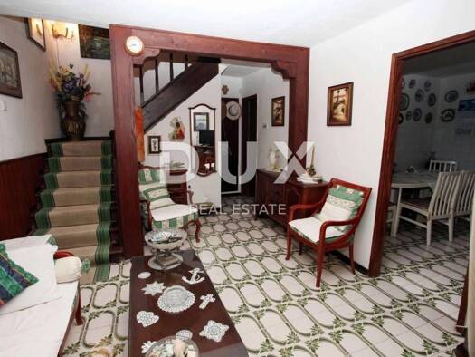 Haus zum Kauf 366.000 € 7 Zimmer 176 m² Pag