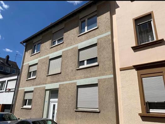 Mehrfamilienhaus zum Kauf als Kapitalanlage geeignet 252.000 € 8 Zimmer 290 m² 190 m² Grundstück Innenstadt Pirmasens 66953